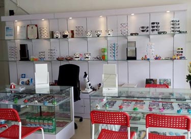 ck-optometrist-centre-interior-02